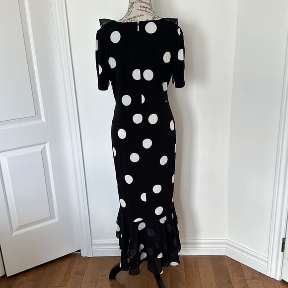 Karl Lagerfeld dress - Picture 5 of 8